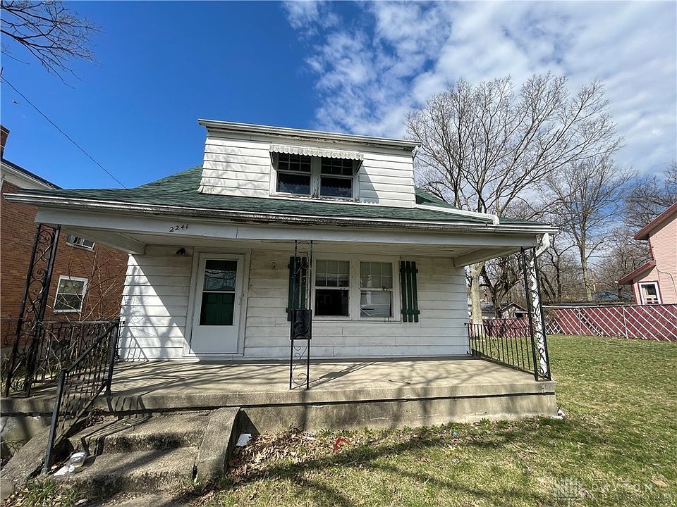 1st image of 2241 Benton Ave