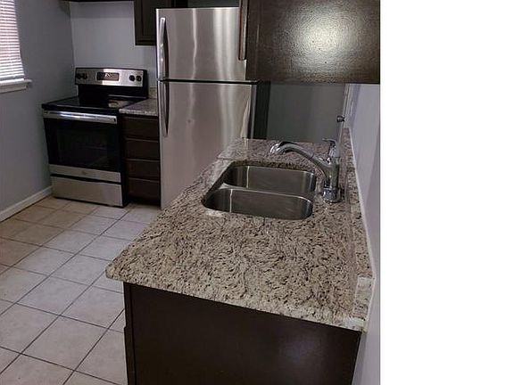 3rd image of 6959 S Wabash Ave #3D