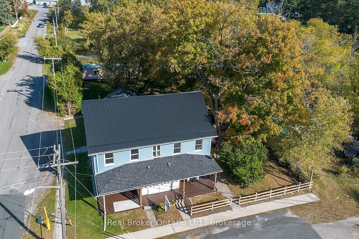 3 bed, $2,500 — Photo 2