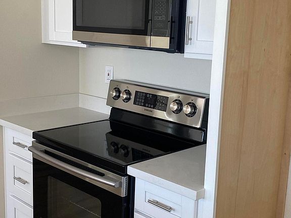 3rd image of 6712 S PEBBLE BEACH Drive