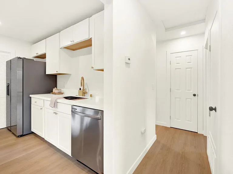 6610 Oak Leaf Ct — Photo 19