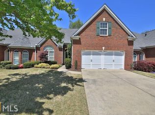 5570 Villa Lake Ct, Suwanee, GA 30024