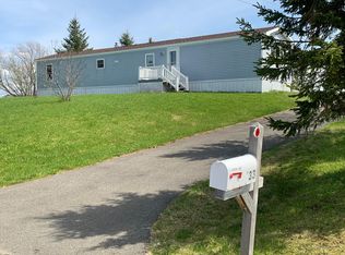 33 Meadow Ln, Fort Fairfield, ME 04742