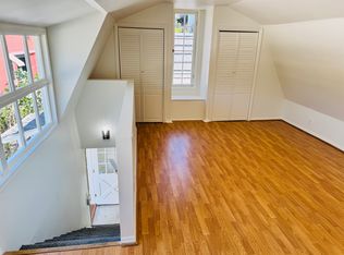 471 1/2 Ellis St, Pasadena, CA 91105