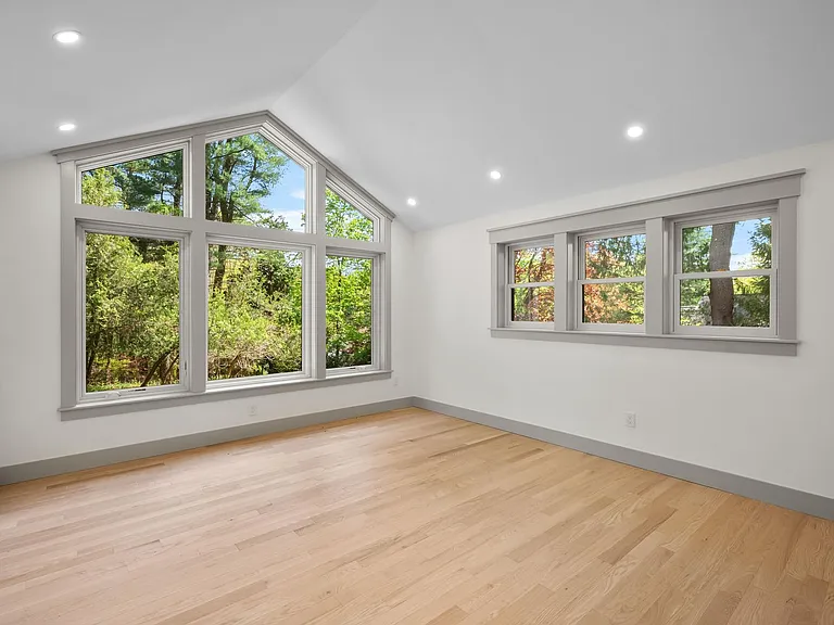 1111 Hardscrabble Rd — Photo 19