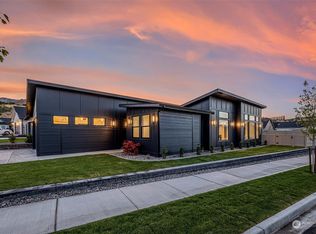 2006 Lightning Ln, Wenatchee, WA 98801