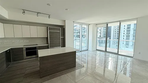 1100 S Miami Ave #1710 Photo 1