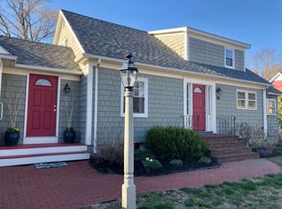 16 Allen Avenue Ext, Falmouth, ME 04105
