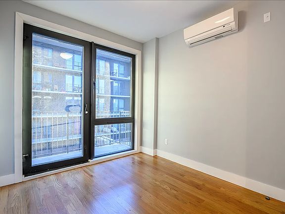 5th image of 115 Stanwix St #410