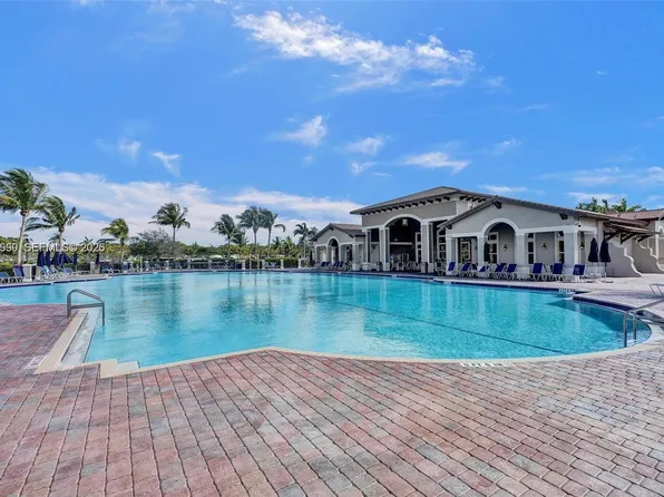 22511 SW 88th Pl Unit 6-24, Cutler Bay, FL 33190