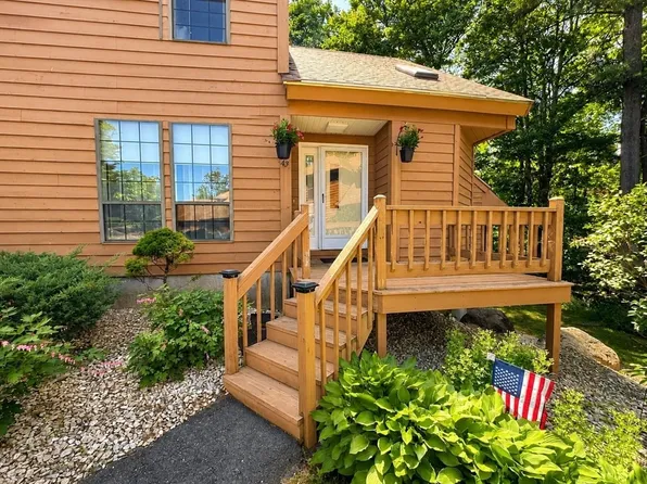 43 W Meadow Rd Building 14, Haverhill, MA 01832