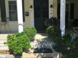 411 E Main St #1, Mechanicsburg, PA 17055