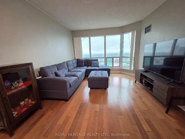 11 Lee Centre Dr #2212 — Photo 15