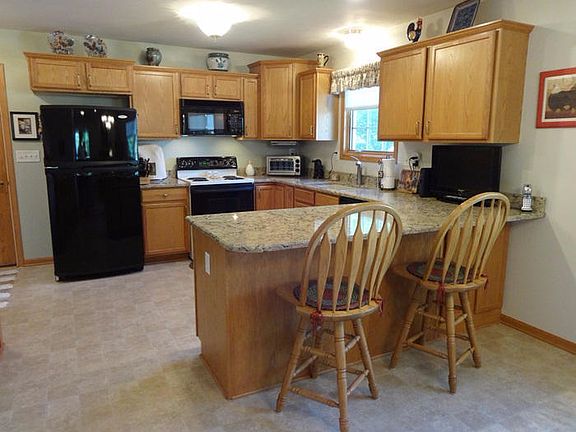3rd image of 624 Annecy Park Cir