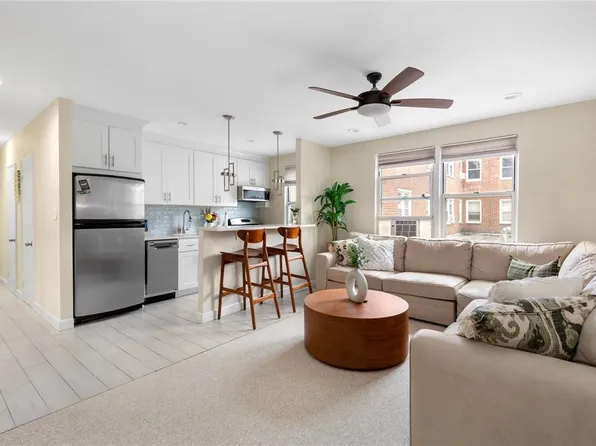 9 Bryant Crescent #1M, White Plains, NY 10605