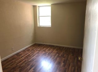 111 S Sycamore St APT 207, Centralia, IL 62801