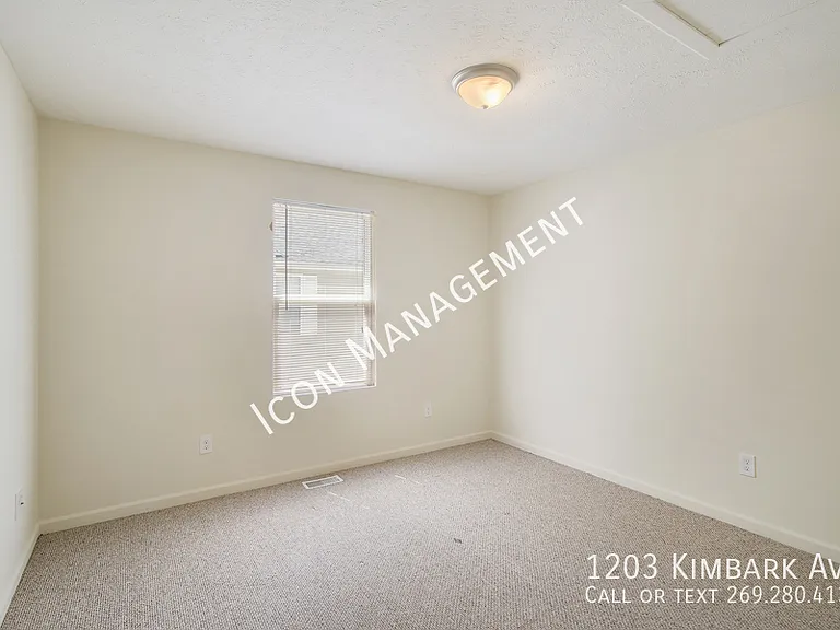 1203 Kimbark Ave — Photo 11