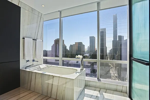 Sold by Extell Marketing Group | media 8