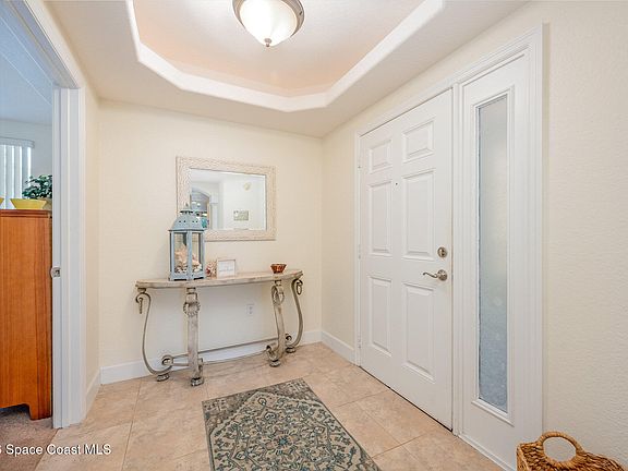 3rd image of 807 Mystic Dr APT C-210