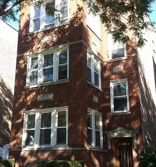 4935 N Washtenaw Ave #1 — Photo 1