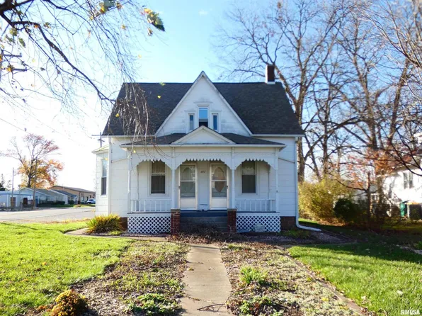 103 N Front St, Okawville, IL 62271