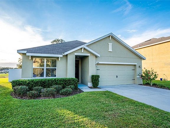 3rd image of 9741 Troncais Cir