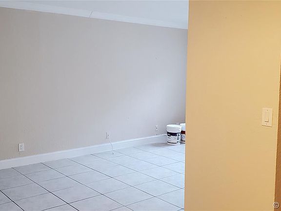 5th image of 11571 NW 42nd St #11571