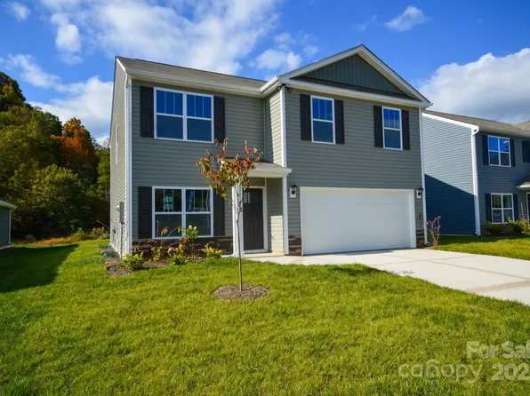 155 Creekwalk Ln, Waynesville, NC 28785