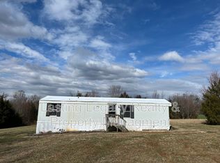 1023 Rottie Dobie Ln, Boonville, NC 27011