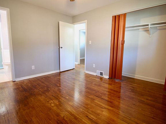 4th image of 602 S Hawthorne St