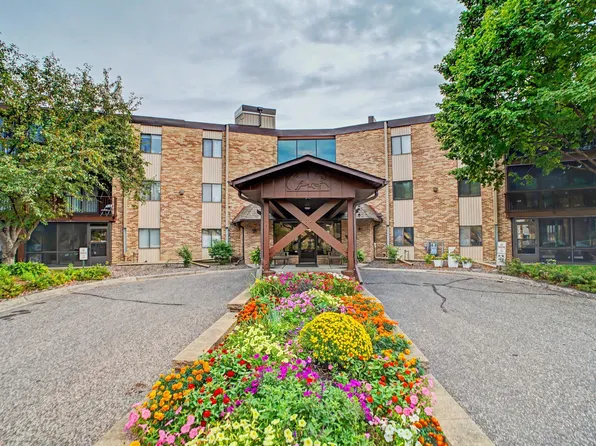 2680 Oxford St N APT 145, Roseville, MN 55113