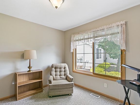 5th image of 10974 Aspen Trl #36