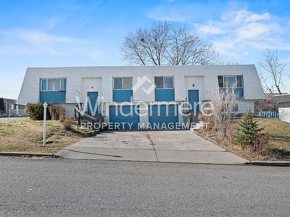 2nd image of 2707-2708 N Gary Laurie Ct #2707