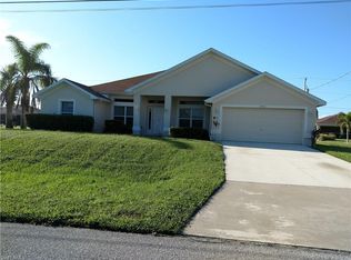 1906 NE 20th St, Cape Coral, FL 33909