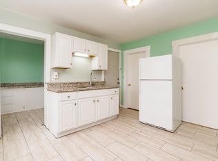 8 Nashua St FLOOR 3, Fitchburg, MA 01420
