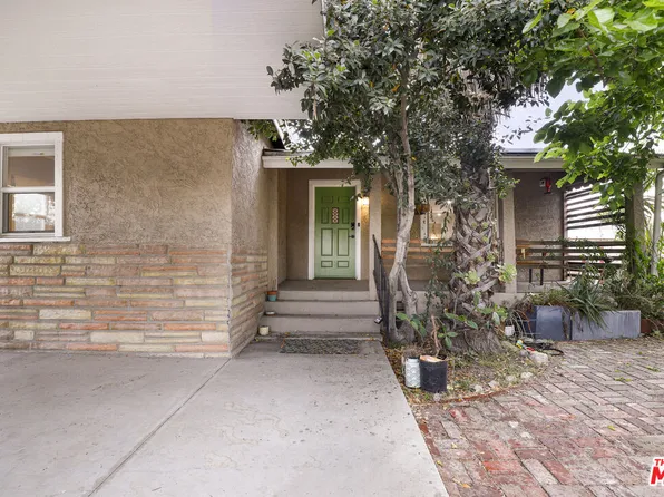 11757 Arminta St, North Hollywood, CA 91605