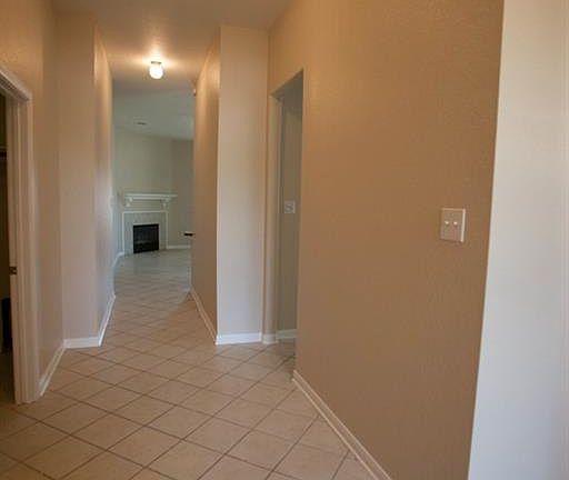 3rd image of 2725 Sunlight Dr