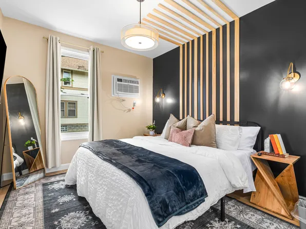 295 Euclid St APT 3, Mount Clemens, MI 48043