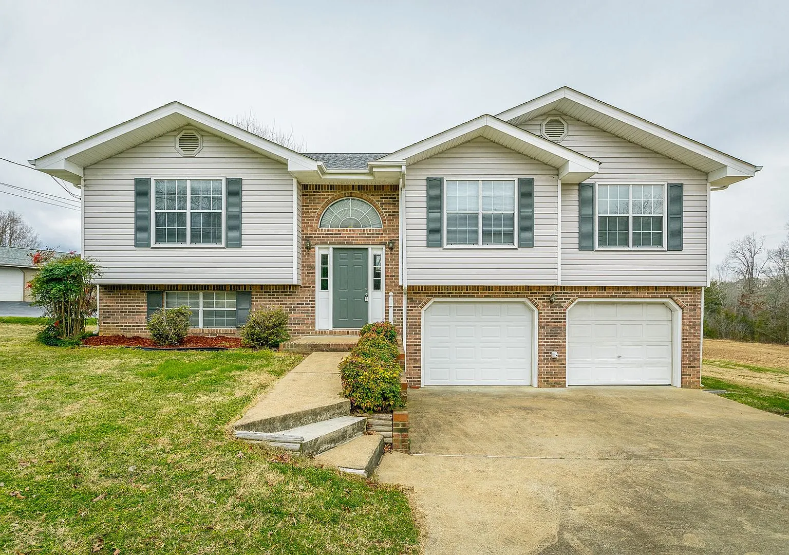 3 Bedroom Home in East Brainerd | Oversized Garage & Large Backyard — Photo 1