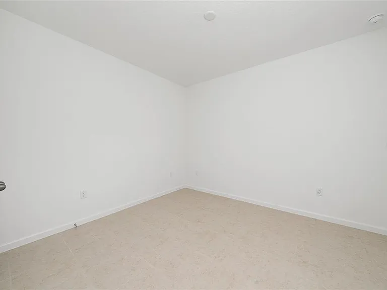 2420 Celebration Blvd — Photo 20