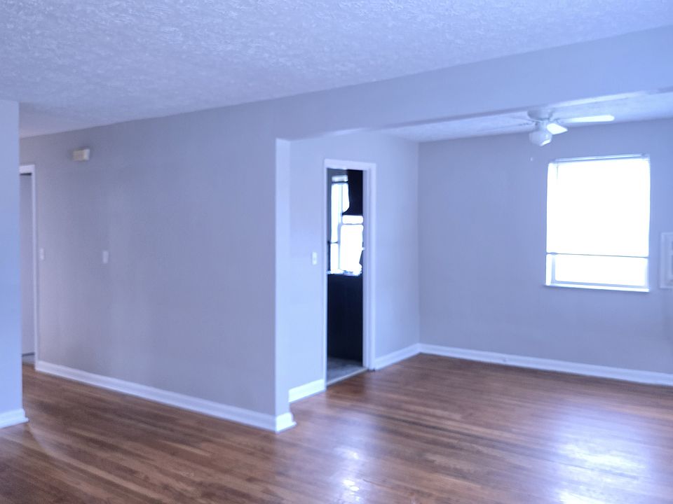 1st image of 3127 Worthington Ave APT 3