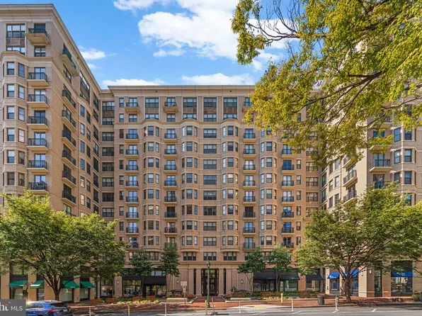 7710 Woodmont Ave APT 217, Bethesda, MD 20814