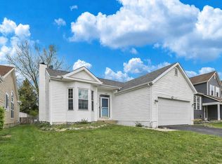 7592 Kittansett Ln, Pickerington, OH