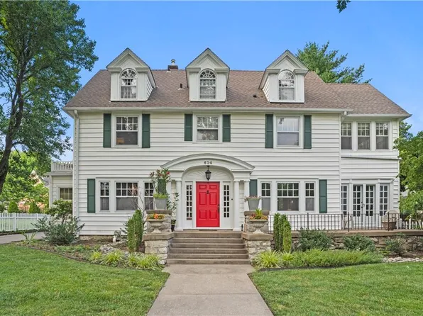 614 W 58th St, Kansas City, MO 64113
