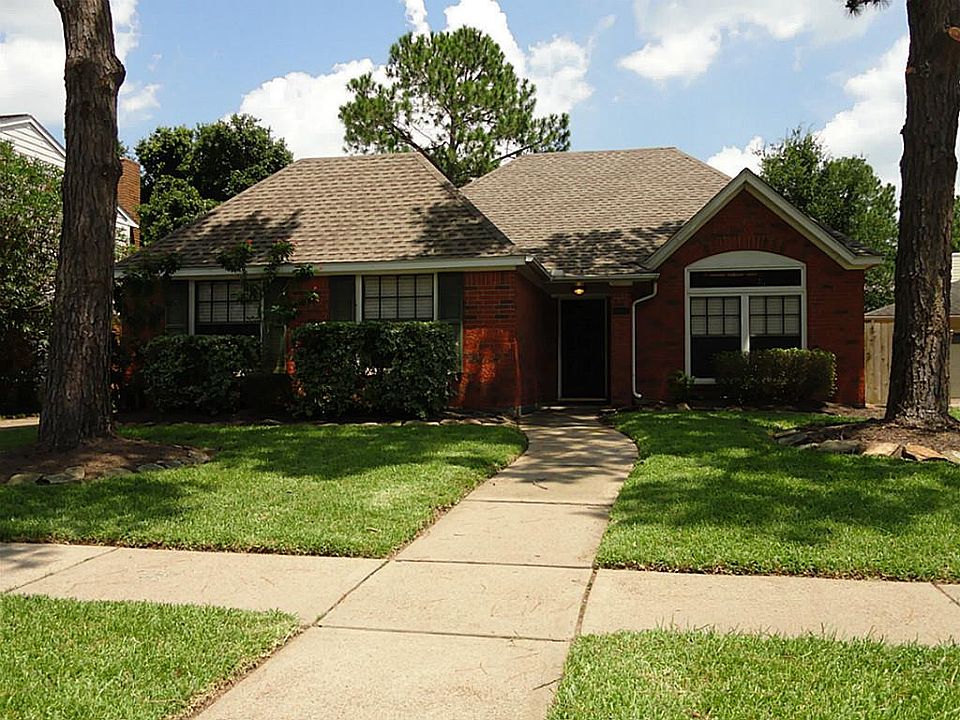 1st image of 7618 Shangrila Ln