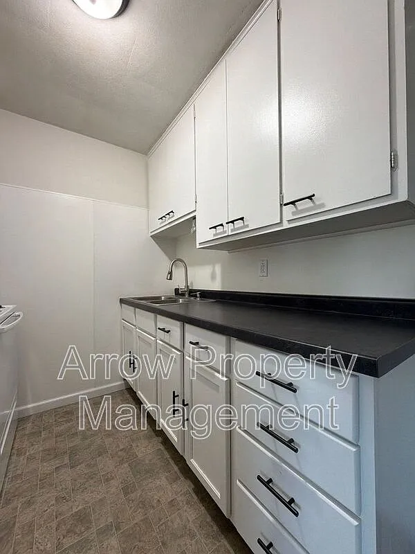 1 bed, 1.0 bath, $650 — Photo 3