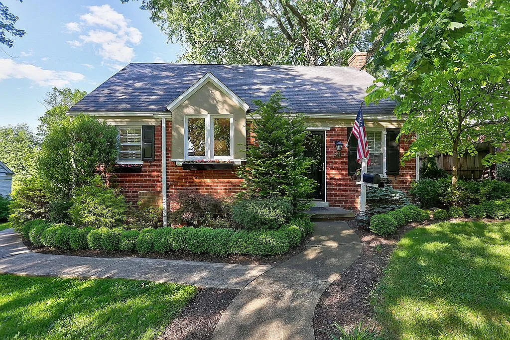 341 Abbeyville Rd photo 1