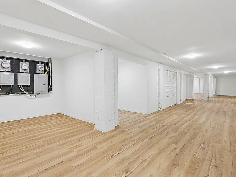 55 Hawkins St #1 — Photo 7