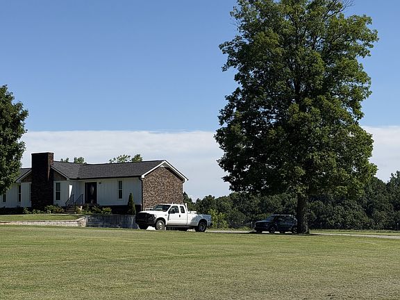 4th image of 7605 Darby Rd