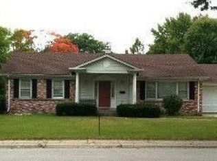 1170 Colorado Ave, Aurora, IL 60506